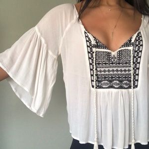 Abercrombie & Fitch Flowy Crop Blouse